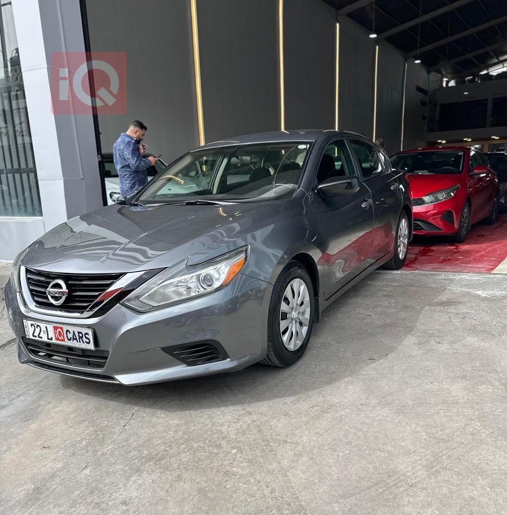 نيسان ألتيما